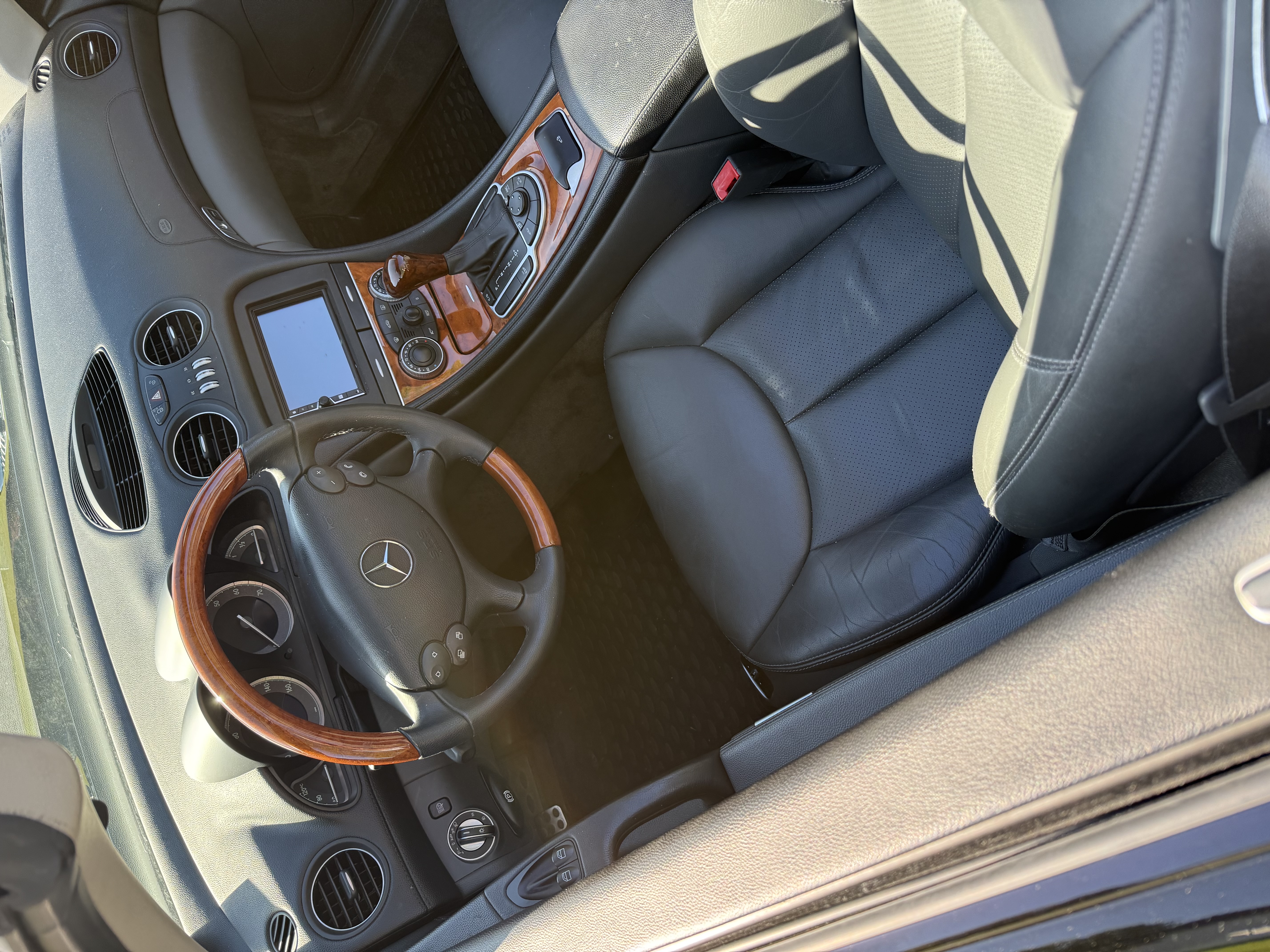 Used 2005 Mercedes-Benz SL 500 image 28