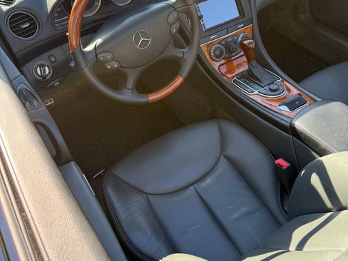 Used 2005 Mercedes-Benz SL 500 image 28