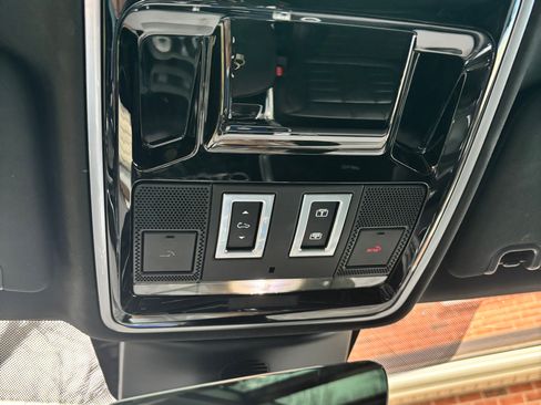 Used 2017 Land Rover Range Rover Sport HSE Dynamic image 5