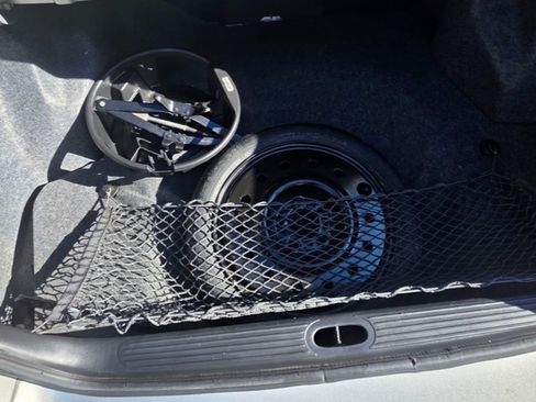 Used 2005 Buick Le Sabre Custom w/ Platinum Edition Plus Pkg image 16