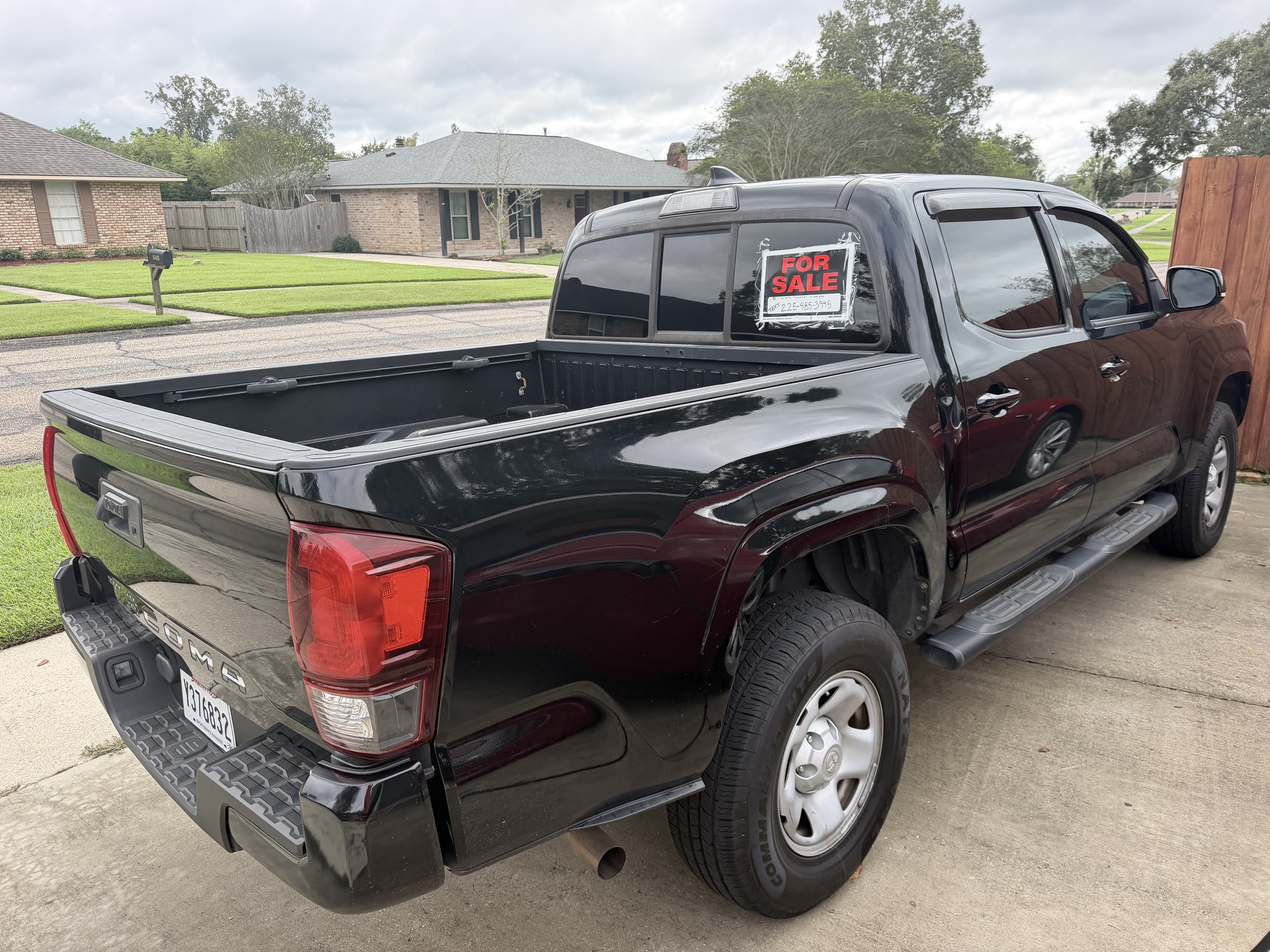 Used 2019 Toyota Tacoma SR w/ SR Convenience Package RWD image 2