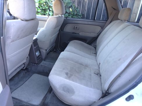 Used 2001 Toyota 4Runner SR5 image 5