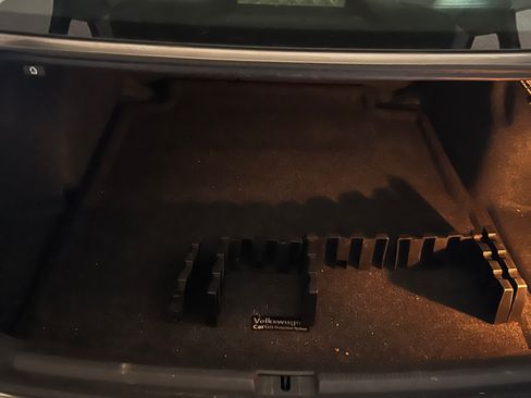 Used 2014 Volkswagen Passat 1.8T S image 5