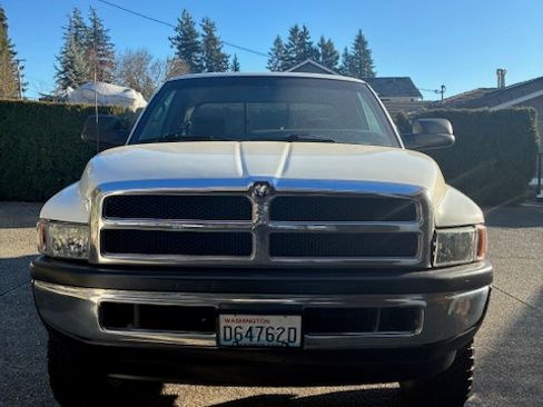 Used 1997 Dodge Ram 2500 Truck 4x4 Club Cab image 8