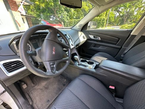 Used 2011 GMC Terrain SLE FWD image 5
