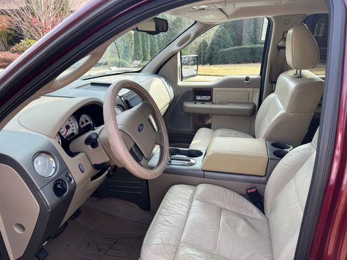 Used 2004 Ford F150 Lariat image 8