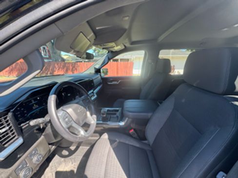 Used 2023 Chevrolet Silverado 1500 RST w/ Redline Edition image 12