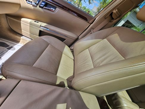 Used 2010 Mercedes-Benz S 550 image 11