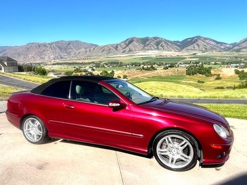 Used 2008 Mercedes-Benz CLK 550 Cabriolet image 11