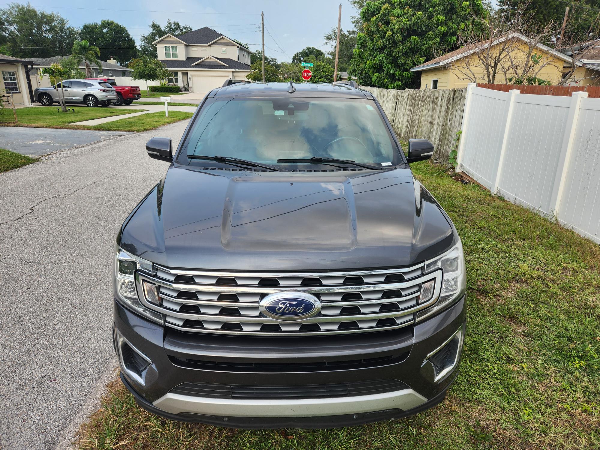 Used 2020 Ford Expedition Max Limited RWD image 4
