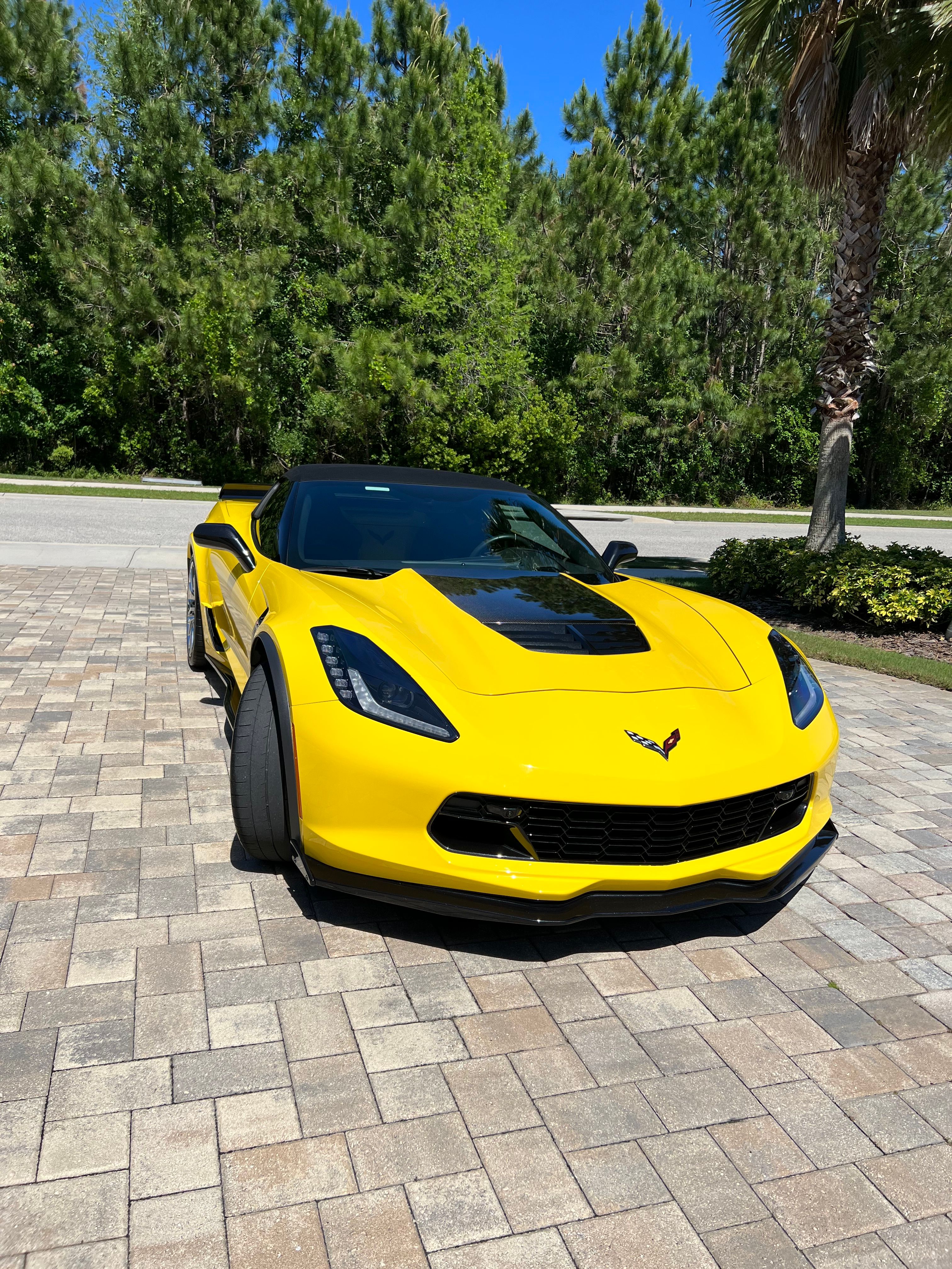 Used 2016 Chevrolet Corvette Z06 w/ Z07 Performance Package RWD image 4