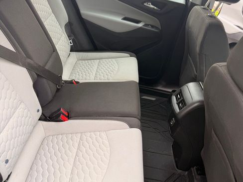 Used 2020 Chevrolet Equinox LS w/ LPO, Floor Liner Package FWD image 11