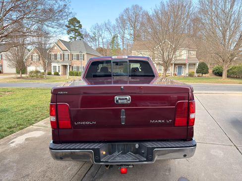 Used 2006 Lincoln Mark LT 4x4 image 8