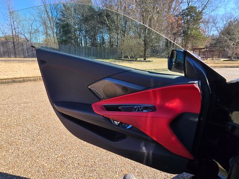 Used 2023 Chevrolet Corvette Stingray Preferred Cpe w/ Z51 Performance Package image 24