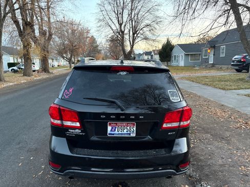 Used 2014 Dodge Journey SXT image 9