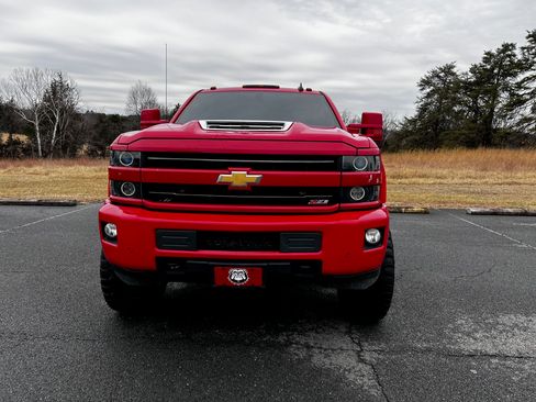Used 2018 Chevrolet Silverado 2500 LTZ w/ Duramax Plus Package image 8