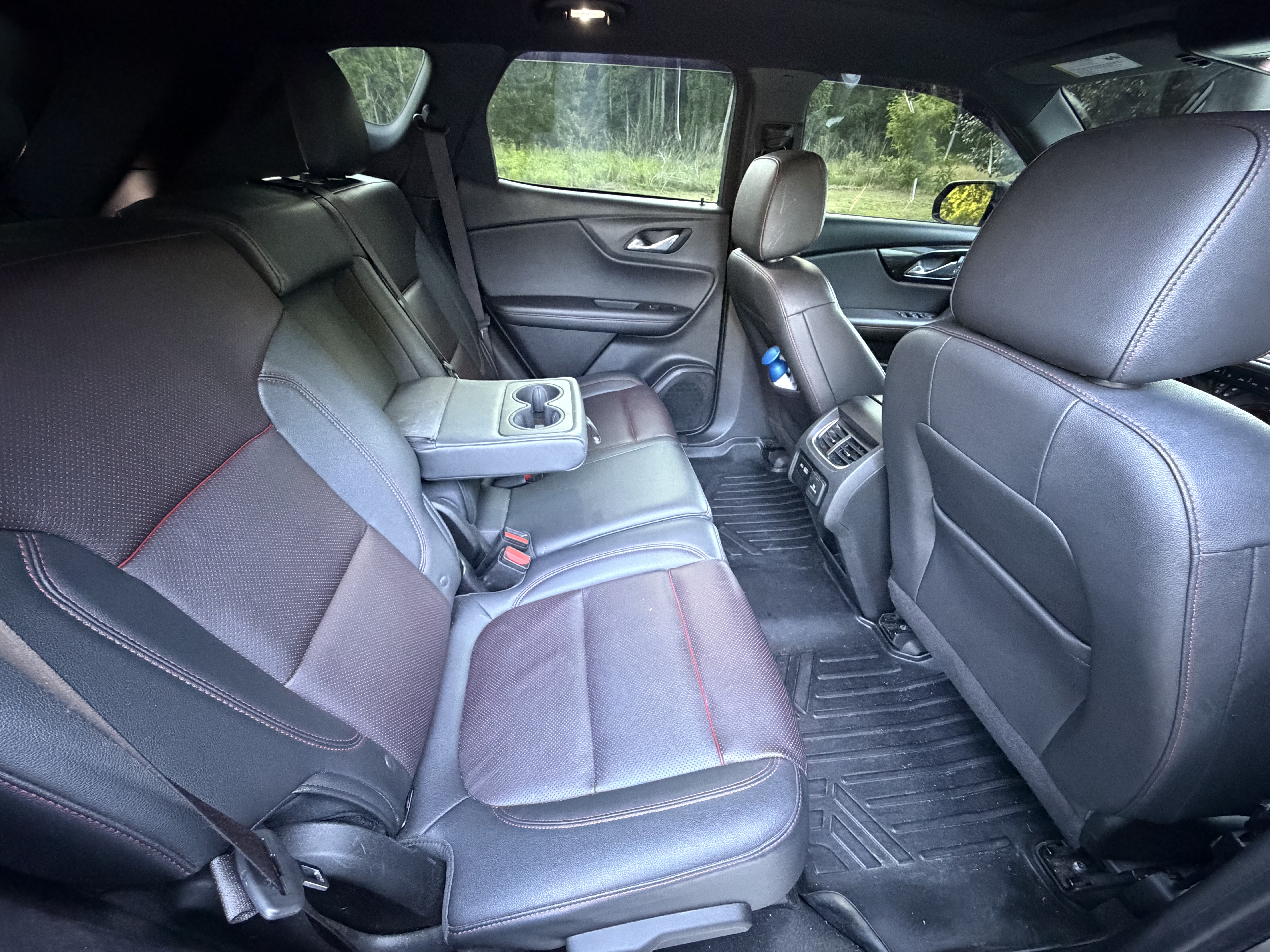 Used 2021 Chevrolet Blazer RS w/ Enhanced Convenience Package FWD image 9