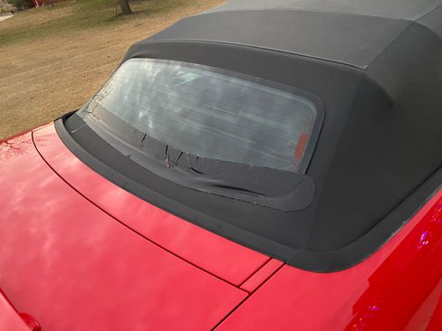 Used 2005 Ford Mustang Deluxe Convertible image 5