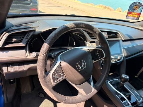 Used 2017 Honda Civic EX-T image 16