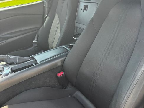 Used 2016 MAZDA MX-5 Miata Sport RWD image 15