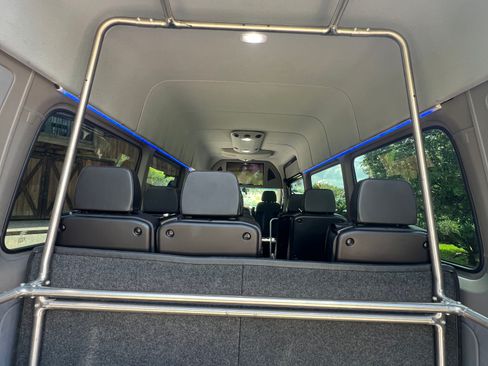 Used 2017 Mercedes-Benz Sprinter 3500 image 26