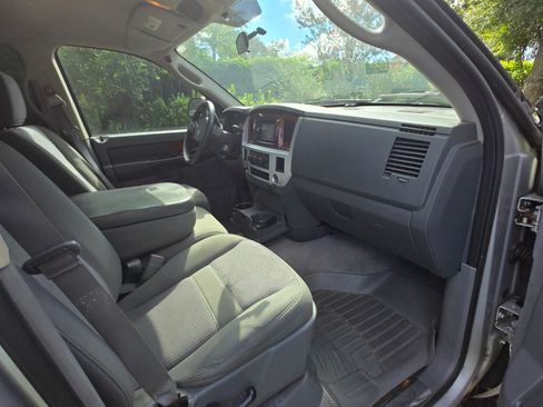 Used 2006 Dodge Ram 1500 Truck SLT image 5