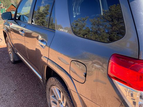 Used 2012 Toyota 4Runner Limited image 4