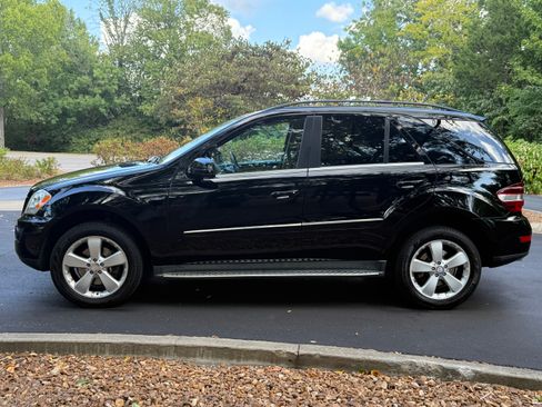 Used 2011 Mercedes-Benz ML 350 4MATIC image 4