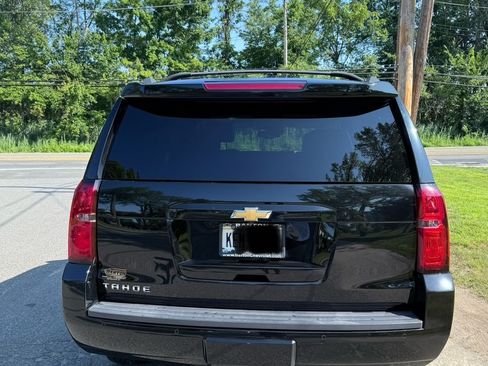 Used 2017 Chevrolet Tahoe LT image 5