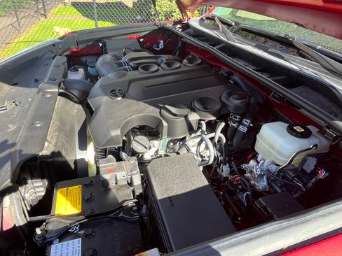 Used 2021 Toyota 4Runner SR5 image 26