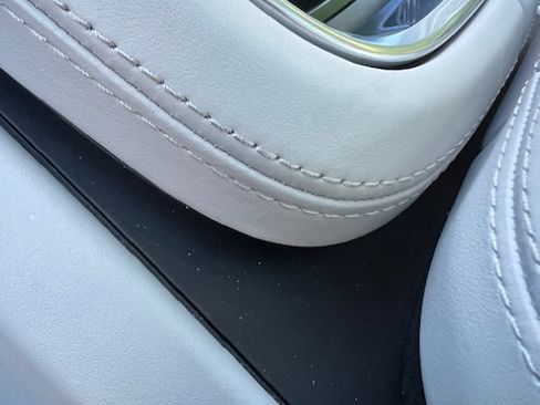 Used 2020 Porsche Panamera GTS image 29