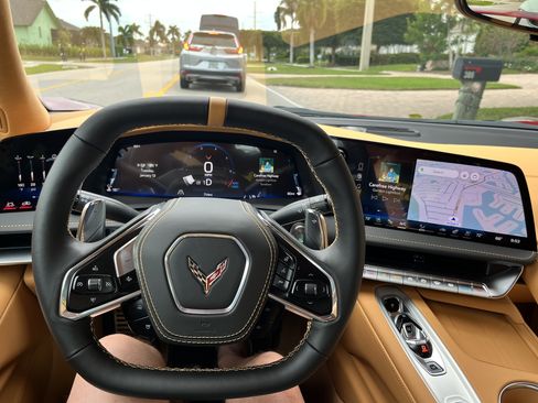 Used 2026 Chevrolet Corvette Stingray Premium Cpe w/ Z51 Performance Package RWD image 25