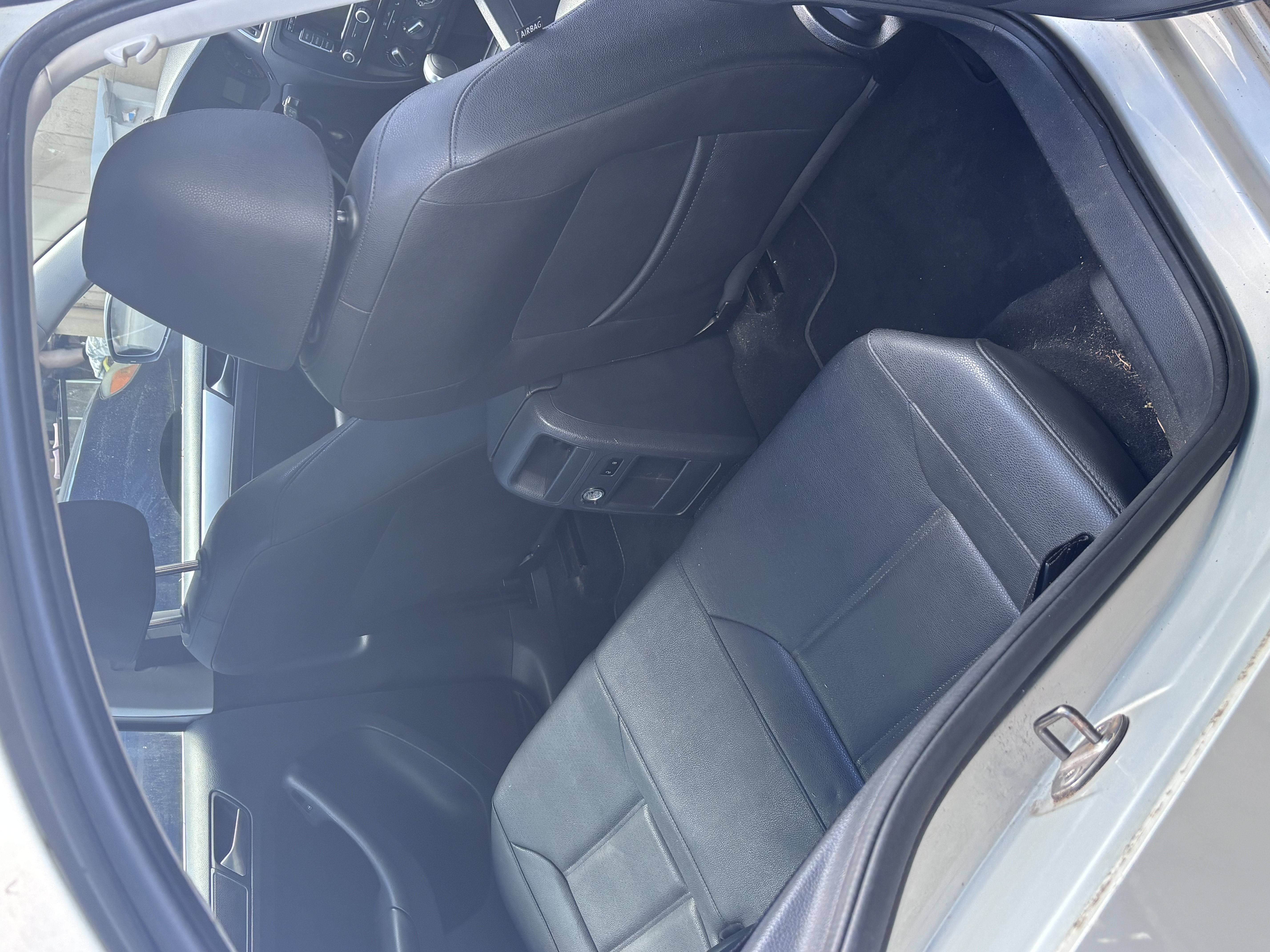 Used 2011 Volkswagen Jetta SEL FWD image 11