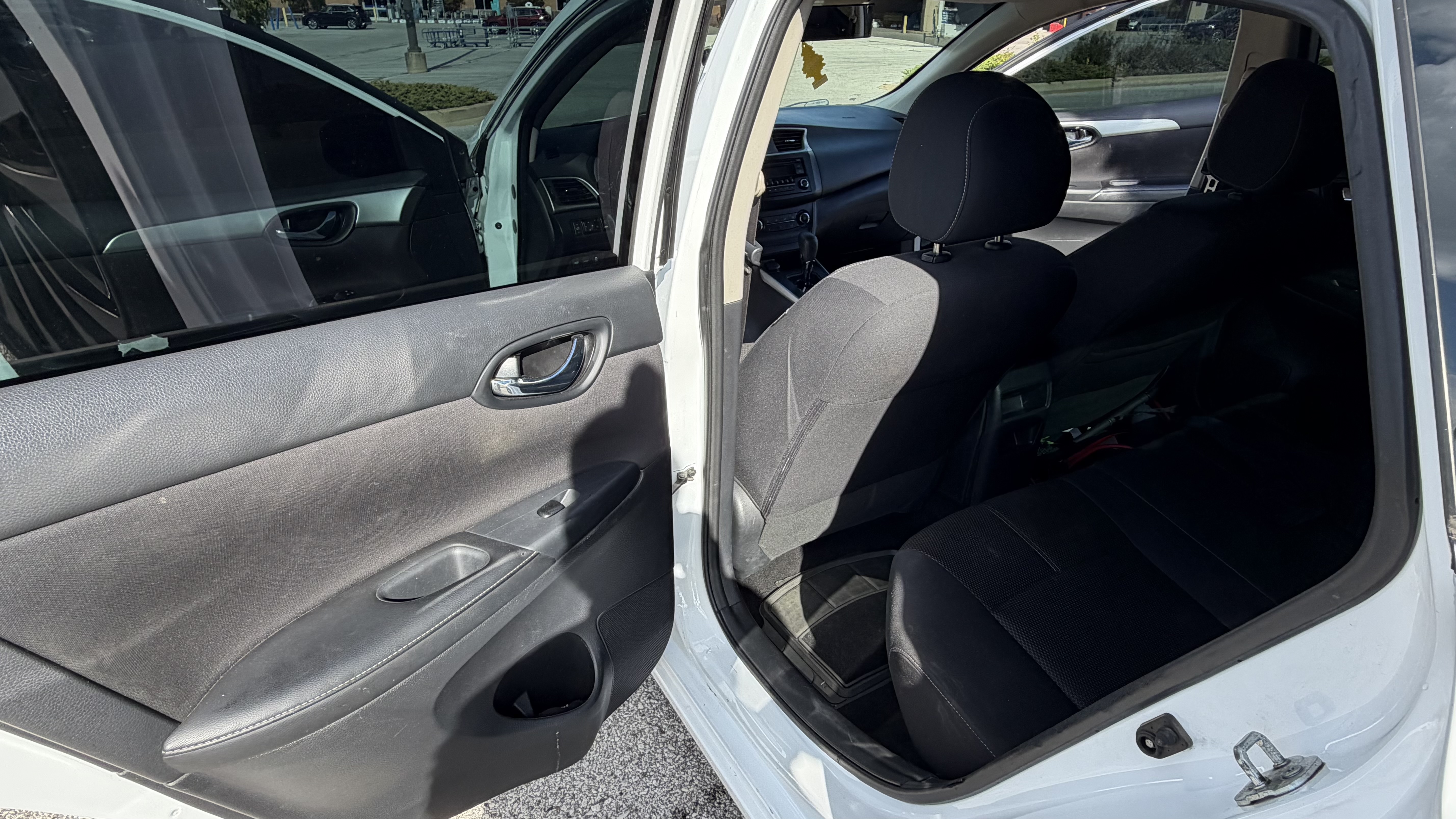 Used 2017 Nissan Sentra S FWD image 11
