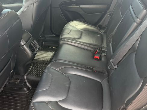 Used 2015 Jeep Cherokee Limited AWD/4WD image 12