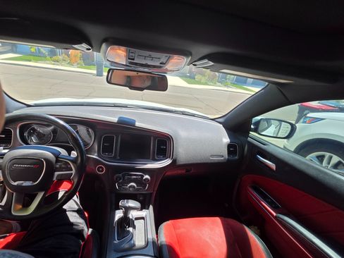 Used 2016 Dodge Charger R/T RWD image 10