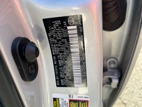 Used 2011 Toyota Corolla LE image 11