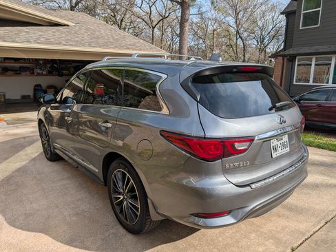 Used 2020 INFINITI QX60 Luxe w/ Sensory Package image 5