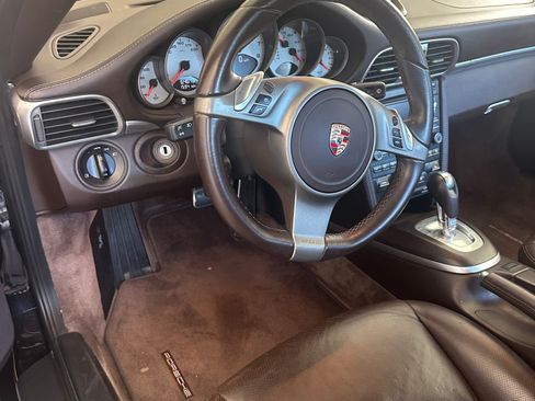 Used 2010 Porsche 911 Carrera S RWD image 27