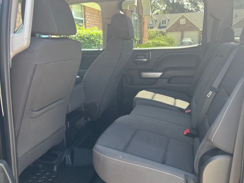 Used 2018 Chevrolet Silverado 1500 LT w/ Texas Edition RWD image 10