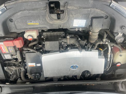 Used 2016 Toyota Prius Two image 17