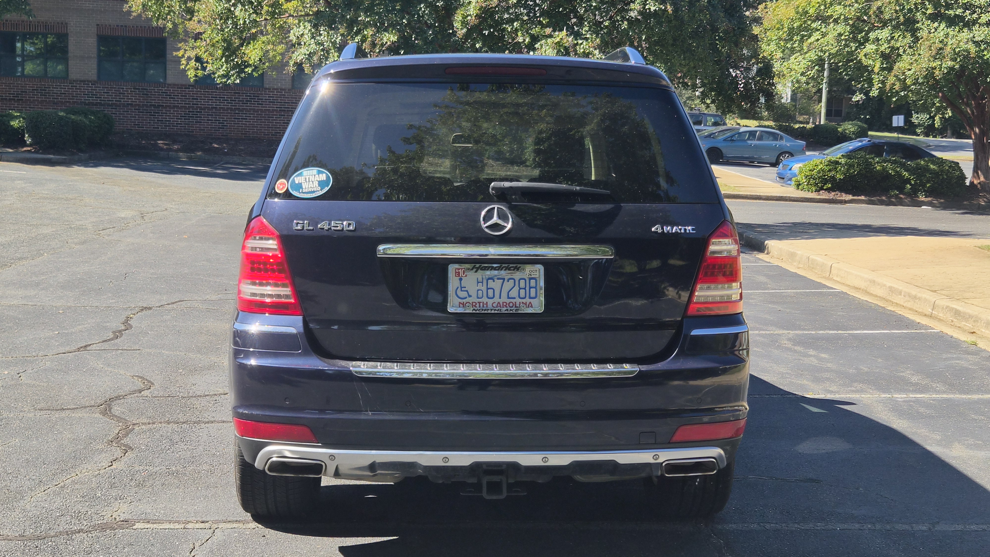 Used 2012 Mercedes-Benz GL 450 4MATIC image 5