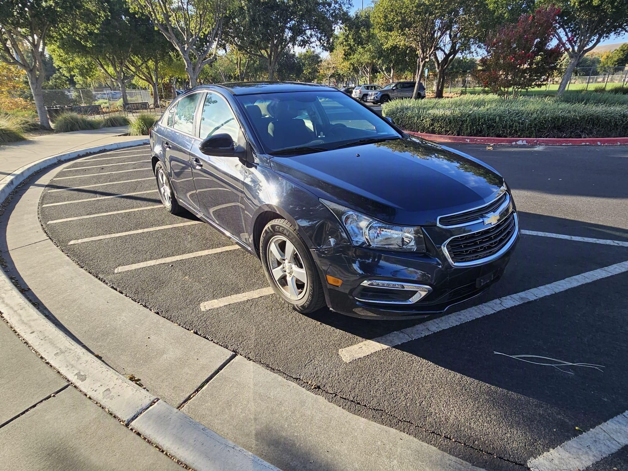 Used 2016 Chevrolet Cruze LT FWD image 1