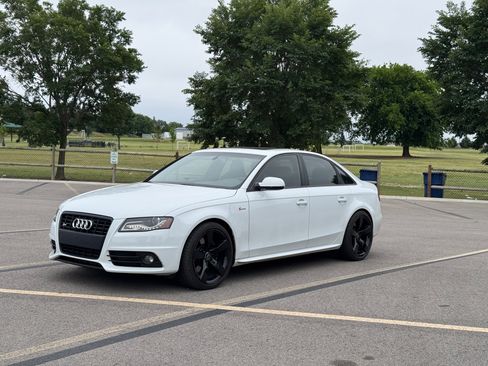 Used 2012 Audi S4 Prestige w/ Prestige Pkg AWD/4WD image 2