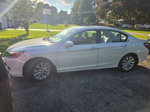 Used 2014 Honda Accord EX-L image 2