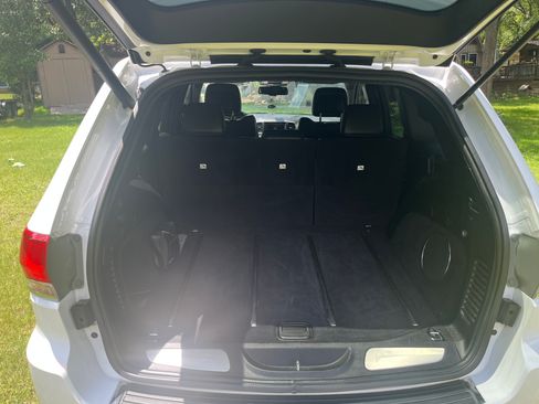 Used 2014 Jeep Grand Cherokee Limited w/ Trailer Tow Group IV RWD image 17