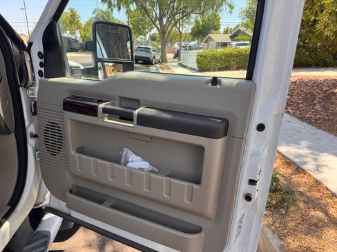 Used 2008 Ford F450 Lariat image 28