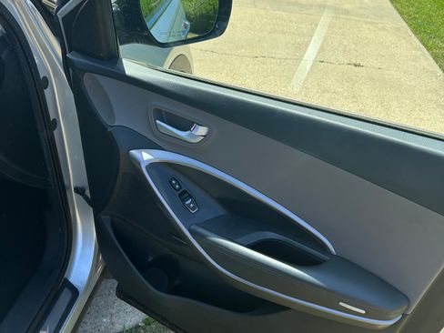 Used 2015 Hyundai Santa Fe Sport w/ Option Group 04 FWD image 25