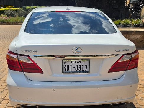 Used 2010 Lexus LS 460 w/ Sport Pkg RWD image 6
