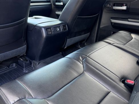 Used 2019 Toyota Tundra SR5 w/ SR5 Upgrade Package image 11